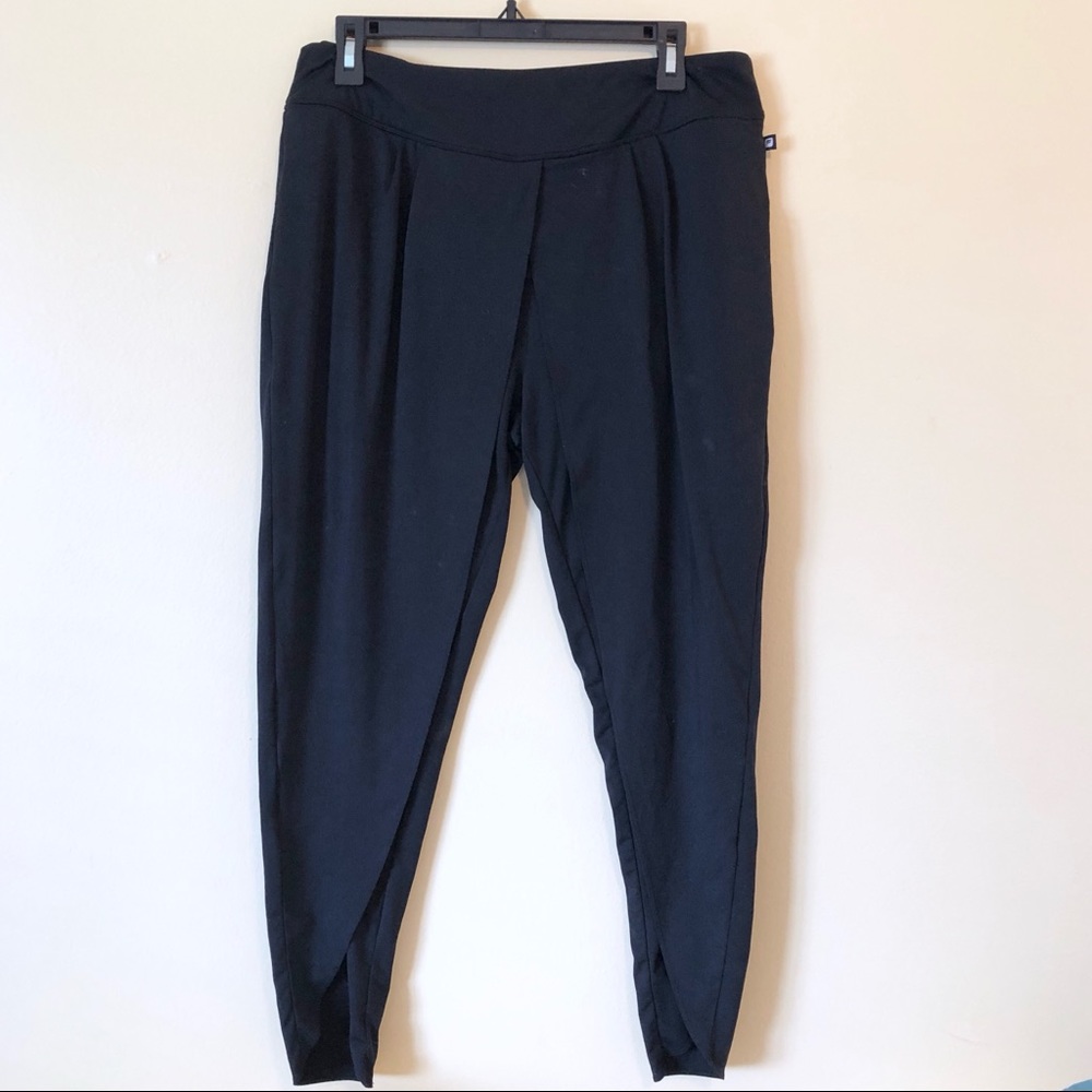 Fabletics tulip faux wrap jogger yoga pants
